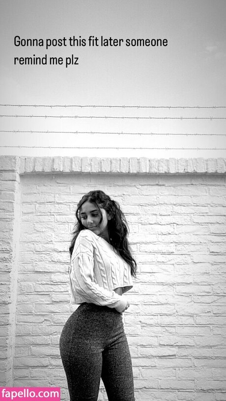 karimaa r NurlyFans-Pornos