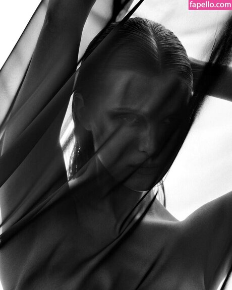 Laura Oganessian OnlyFans Gratis Porn