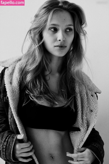 Laura Oganessian OnlyFans geleakter Pornografie