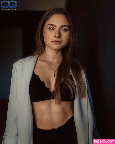 Alinakhani Titten OnlyFans