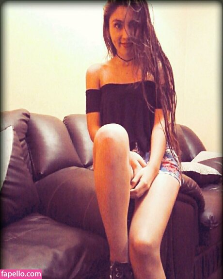 Nicole Dayana OnlyFans Mega