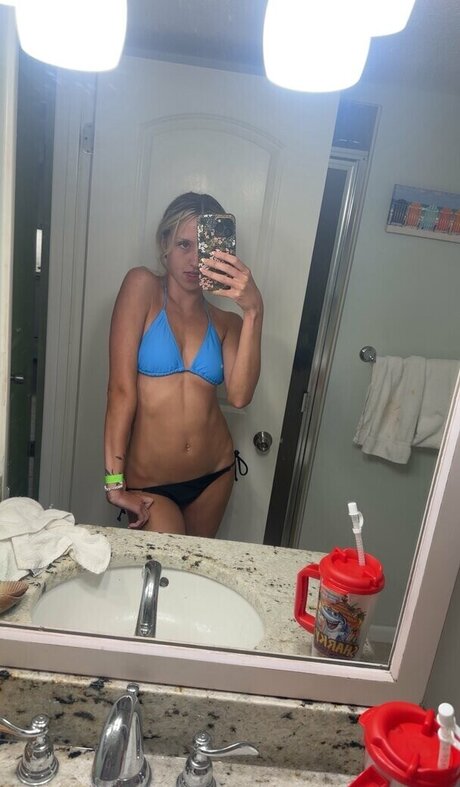 Lilybooboo Leaks von Nacktbildern auf OnlyFans