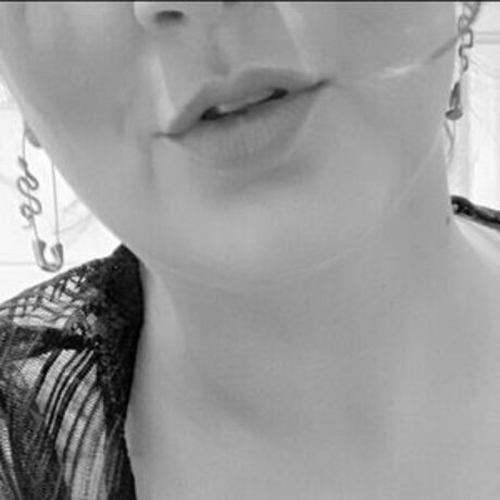 Sophie Bonjour OnlyFans-Rezensionen