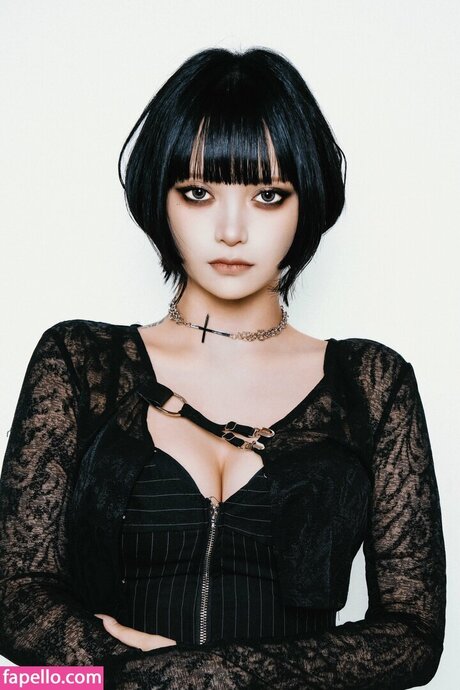 Yuriyuri Fanclub OnlyFans Brüste Bild