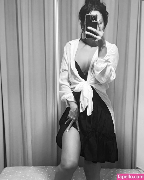 renathashen OnlyFans Nacktbilder