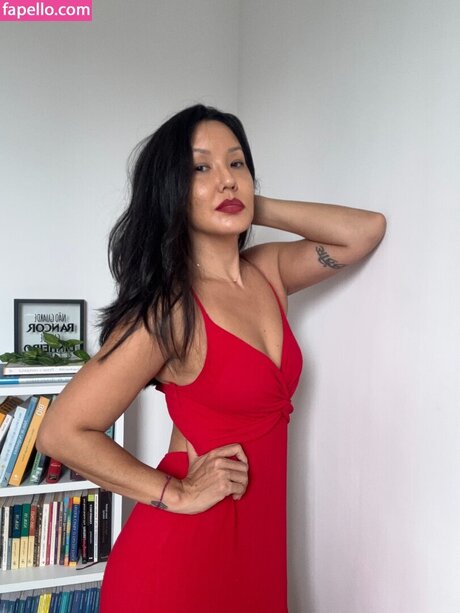 renathashen OnlyFans Nacktbilder