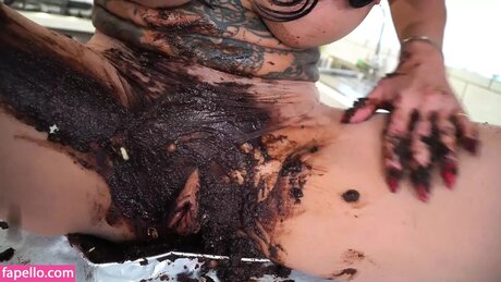 Julie Withthecake NurlyFans-Pornoleaks