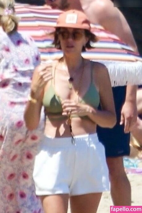 Kristen Wiig OnlyFans Leak