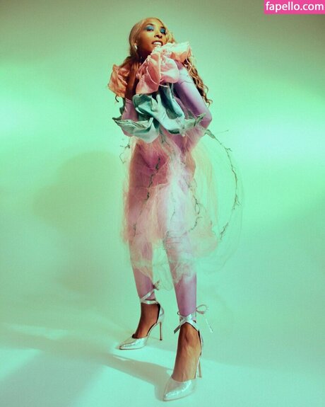 Spellling OnlyFans Sextape geleakt