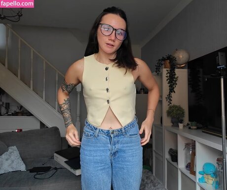 Double Take Reacts Nacktbilder von OnlyFans geleakt