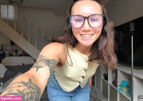 Double Take Reacts OnlyFans schlank