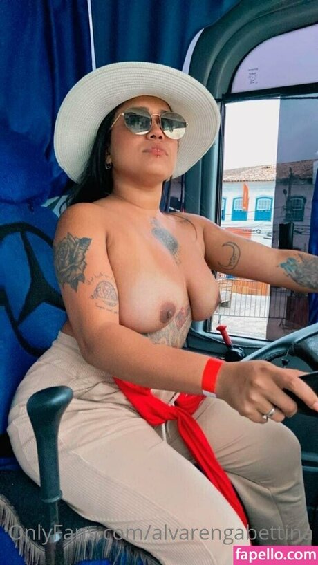 Bettina Alvarenga Strip OnlyFans