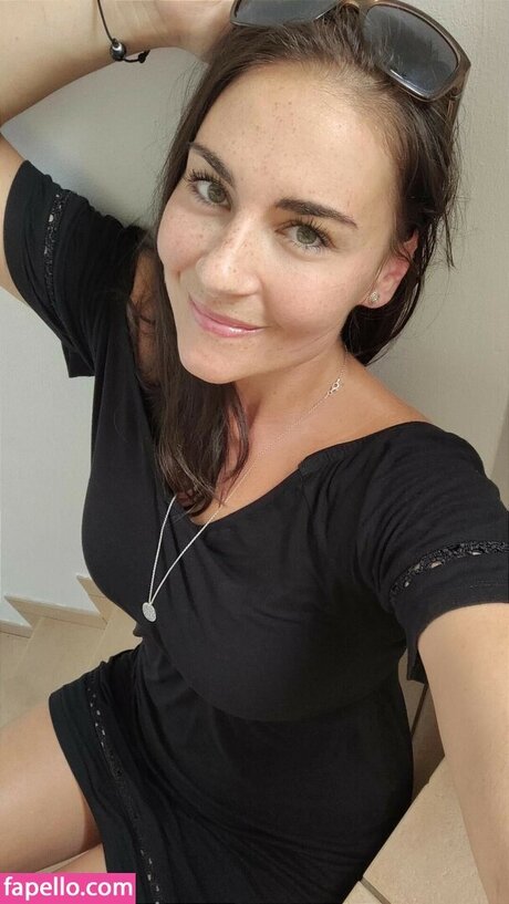 Nina Sita Nur für Fans