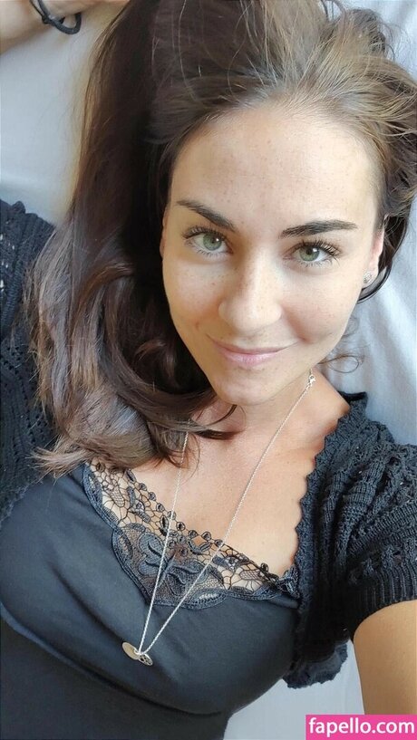 Nina Sita Neuer OnlyFans Leak