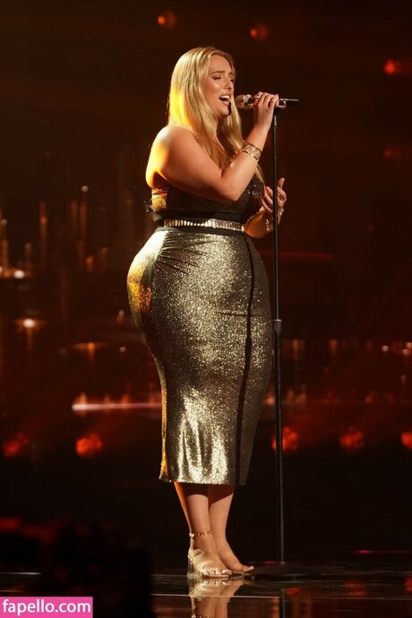 Grace Kinstler OnlyFans Bilder