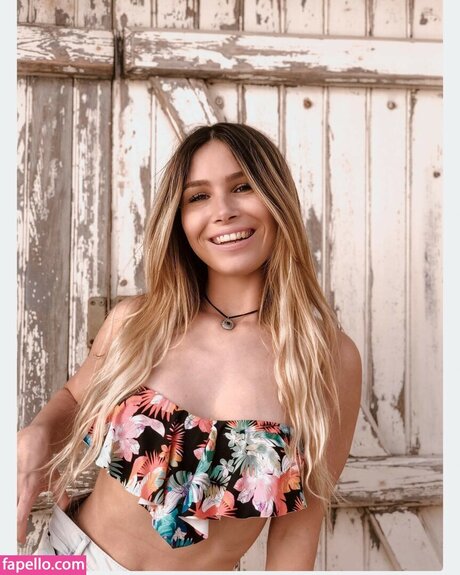 Tslanaxoxo Nackt auf OnlyFans