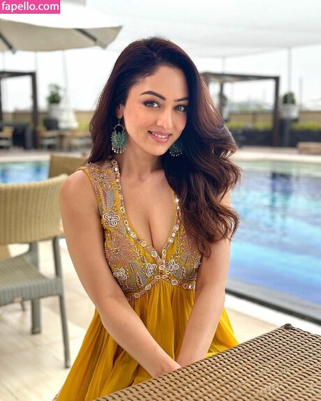 Sandeepa Dhar Nacktbilder von OnlyFans geleakt