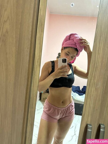 Thais Aruna Nacktbilder-Leaks von OnlyFans