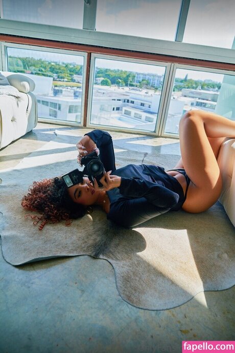 muschifick nur fans Kunst nackt Beitrag