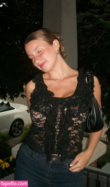 Marianne Filiatrault OnlyFans-Fotos