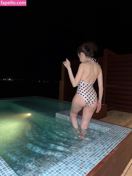 Neva Samanc G k e Nacktbilder OnlyFans Leak