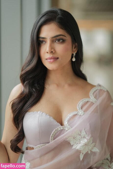 Malavika Mohanan Leaks OnlyFans