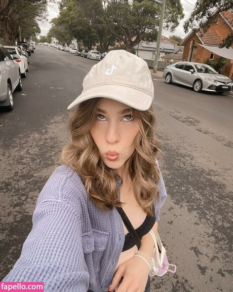 Alaurabidingcitizen OnlyFans Leak