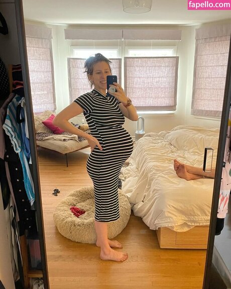 Eden Sher Nacktbilder von OnlyFans geleakt