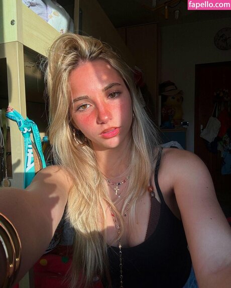 Iris Vallaranii OnlyFans Leak Pornografie