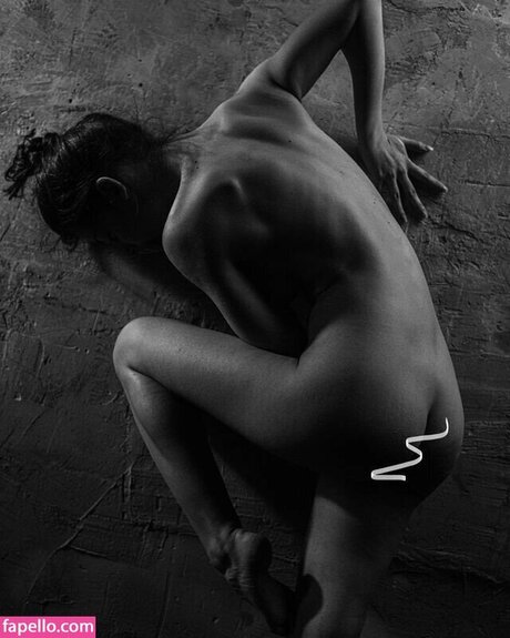 rothaarige nackte onlyfans Kunstakt Ungefiltert