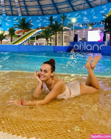 Angelina Strechina Nacktpornos auf OnlyFans