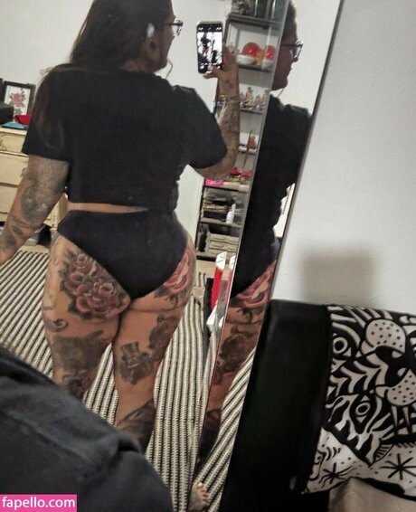 jimi22red OnlyFans explizite Inhalte