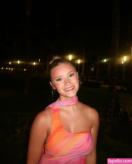 Mads Thompson Maddiiedee Leak von OnlyFans-Inhalten