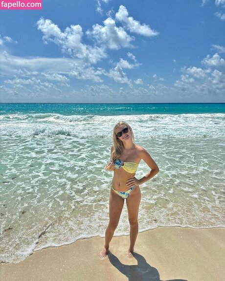 Mads Thompson Maddiiedee Oben ohne OnlyFans