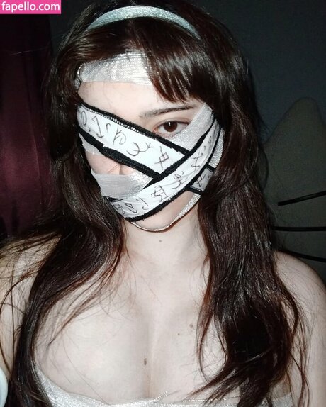 Mitsurigen OnlyFans Model Fotos