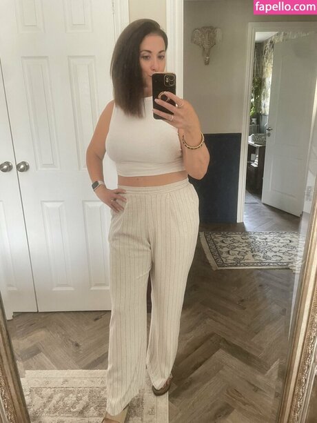 Kate Harrison Brüste OnlyFans