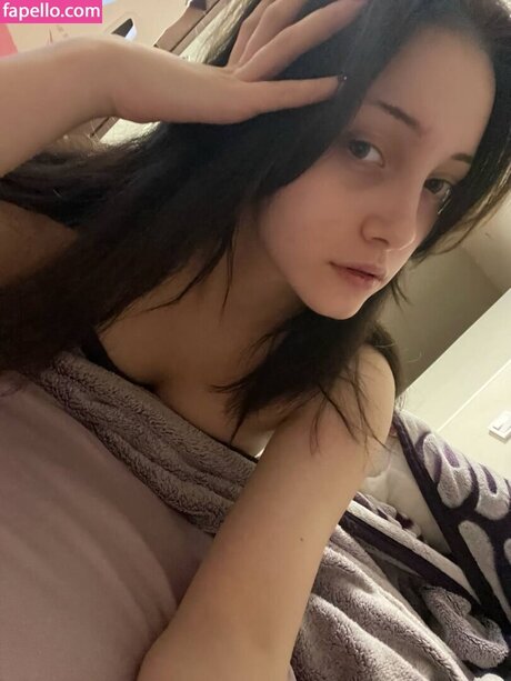 Cinaritsa Nacktbilder auf OnlyFans