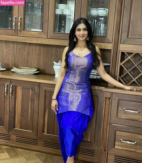 Yeshasagar Leaks von Nacktbildern auf OnlyFans