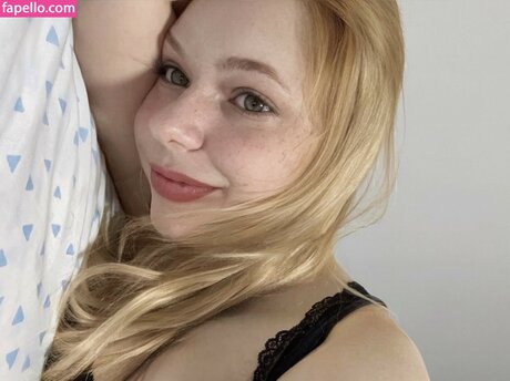 biranset Nacktbilder von OnlyFans