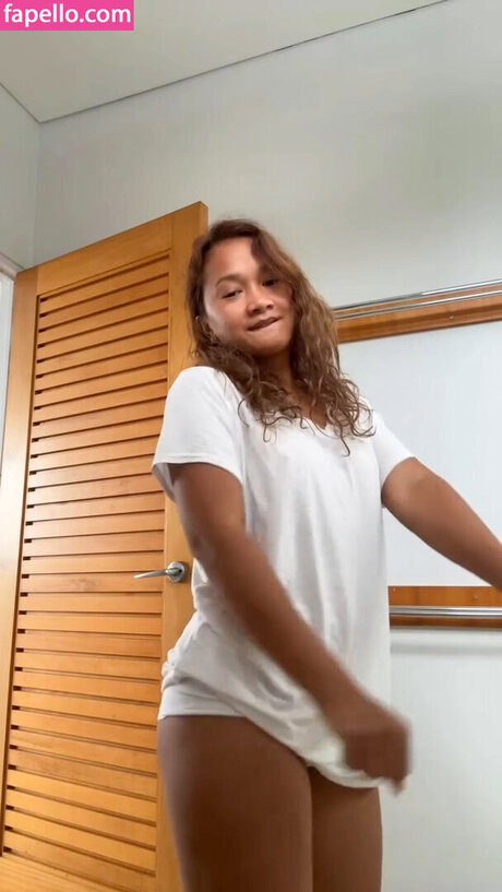 Ismaela Curl OnlyFans geleakter Pornografie