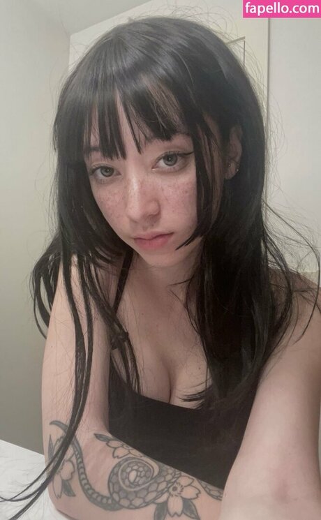 kaerisake OnlyFans Model Fotos