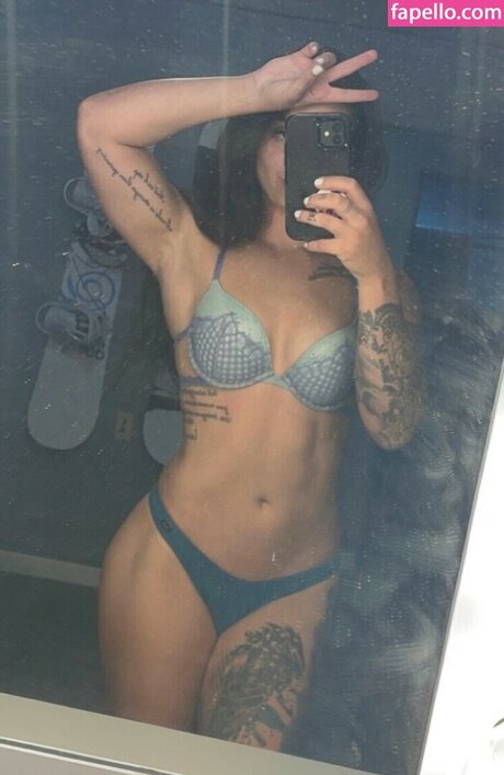 Taylor Bertsch OnlyFans Leak