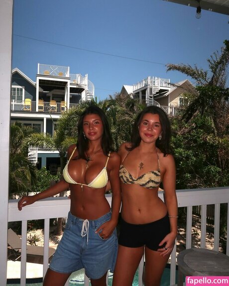 Lydia Lowry Nacktbilder von OnlyFans geleakt