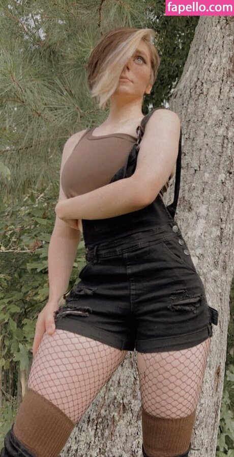 Stitchiot OnlyFans Striptease