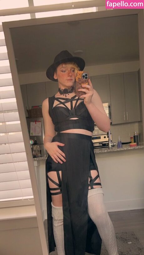 Stitchiot OnlyFans Fotos