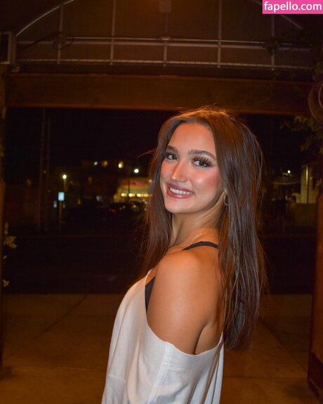 Katie Thompson Neue geleakte OnlyFans-Inhalte