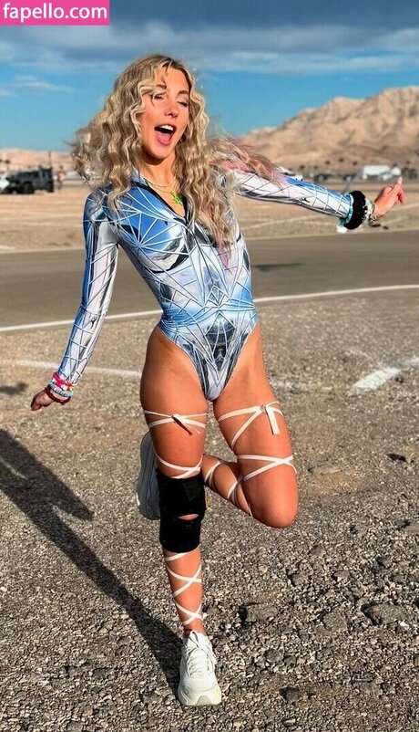 Caroline Ambrose Nackt Leaks OnlyFans