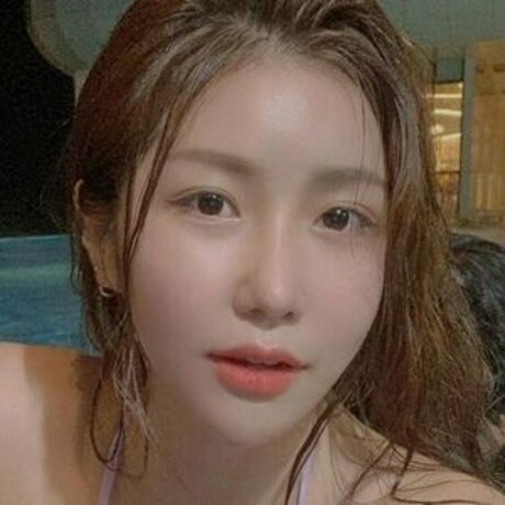 nana un OnlyFans-Fotos