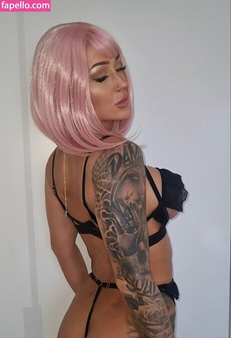 Jereminaa Oben ohne OnlyFans