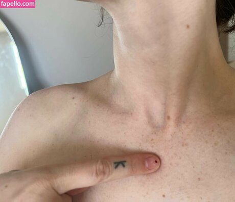 Ella Woolsey OnlyFans Leak